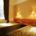 Standard-huone erillisillä vuoteilla