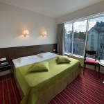 Standard-huone parivuoteella