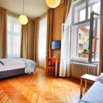 Neljän hengen huone