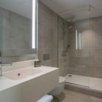 Superior- ja Executive-huoneen kylpyhuone