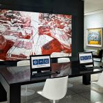 Hotellissa on myös työskentely tilaa sekä Wifi