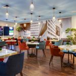 Värikäs ja viihtyisä Tara Tea Lounge kahvila