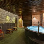 von Stackelberg hotellin japanilainen allas