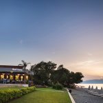 Hotellin ravintola ja ranta-alue