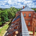 Tarton tuomiokirkon raunioita kuvattuna ylhäältä.