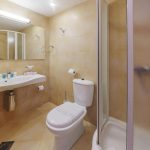 Esimerkkikuva kylpyhuoneesta