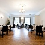 Vihulan kartanon päärakennuksen ravintolasali