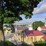 Näkymät kaupungille Rakveren linnoituksen kukkulalta