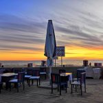 Auringonlasku Narva-Joesuun rannalla