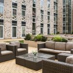 Sohvaryhmä terassilla