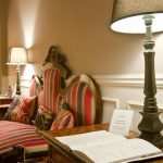 Lähtiessäsi voit jättää terveiset vieraskirjaan