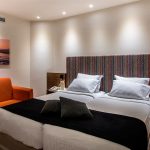 Superior kolmen hengen huone