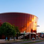 konserttisali Liepajassa ulkoapäin kuvattuna