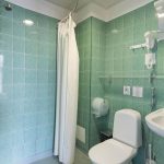 B–talon standard huoneen kylpyhuone