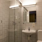 Standard huoneen kylpyhuone