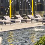 Aurinkoterassi kattojen yllä