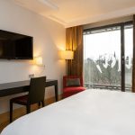 Superior huone puistonäköalalla