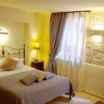 Standard-huone parivuoteella