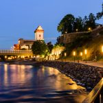 Narvan jokipromenadi ja Hermannin torni