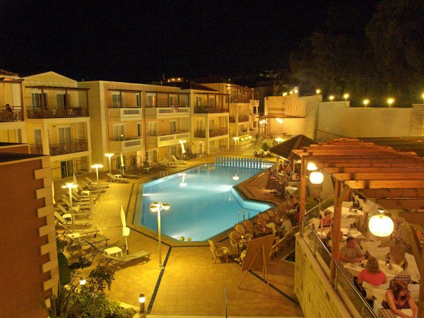 Kalamaki, Porto Kalamaki