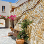 Kuva portaikosta päivällä