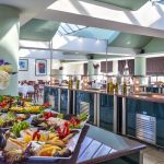 Hotellin aamiaissali