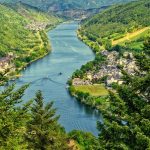 Yleiskuvaa Mosel joelta