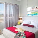 Classic huoneen ylsiekuva sängylle