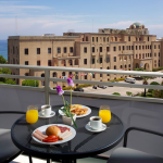 Parvekenäkymä Rodoksen kasinolle