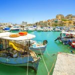 Kalastajaveneitä Heraklionen satamassa