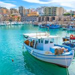 Veneitä Heraklion satamassa