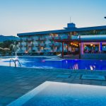 Iltakuva allasalueesta