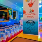 Drinkkilista pöydällä