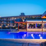 Iltakuva allasalueesta