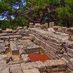 Muinaisen temppelin rauniot Filerimoksella.