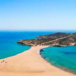 Prasonisi hiekkarantaa ja niemeke kuvattuna ylhäältä.