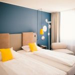 PArivuode ja sininen seinä