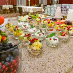 Aamiaispöydän annoksia