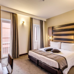 Standard huone parivuoteella