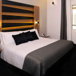 Standard huone parivuoteella