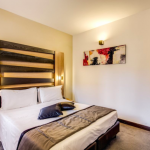 Standard huone parivuoteella