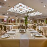 Aamiais- ja lounasravintola