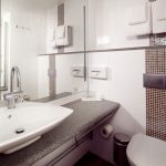 Clarion Hotel Tapton standard huoneen kylpyhuone