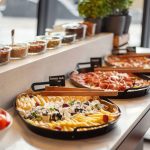 Annoksia pöydällä