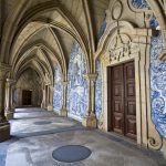 Porton katedraalin kortisteellinen käytävä