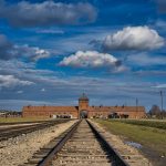 Auschwitz-Birkenaun rautatien päätepysäkki