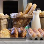 Maittavia aamiaistuotteita