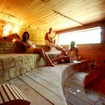Saunanautintoja Viimsi Spassa