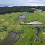 Golfkenttä ilmasta kuvattuna