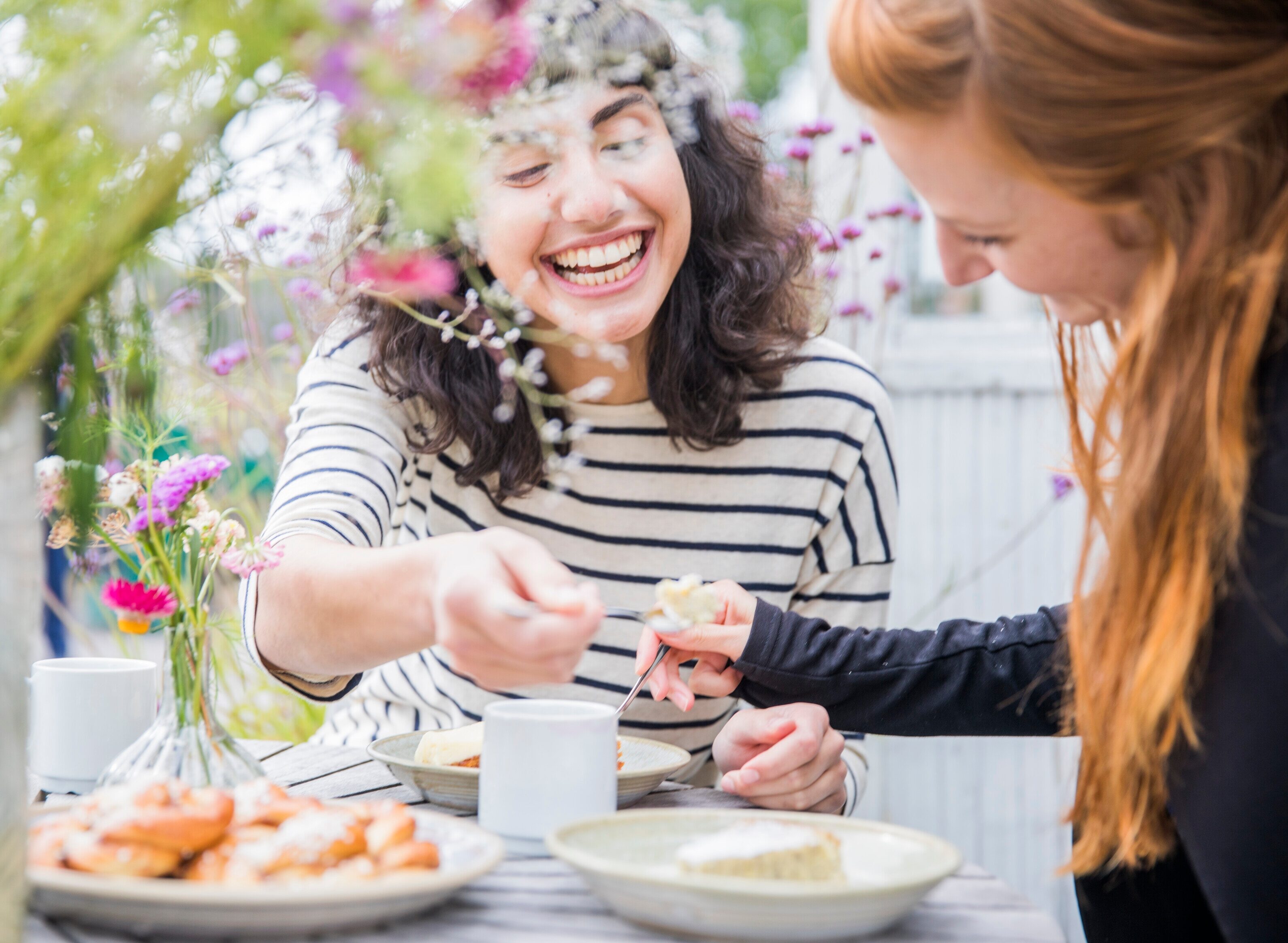 Kahvihetki-Djurgårdenissa-Tukholma-photoby-tina-axelsson-imagebank.sweden.se